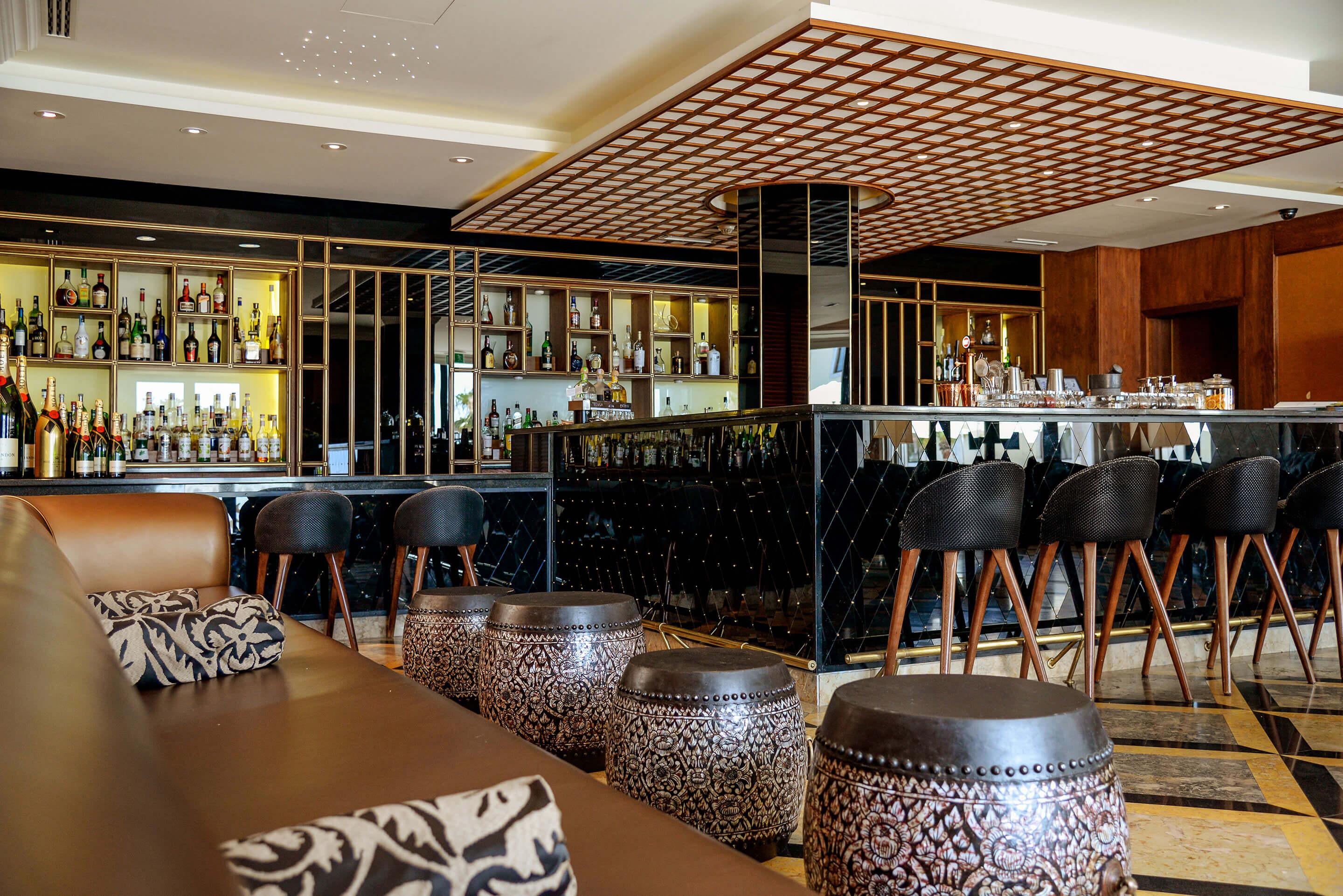 Grande Real Villa Italia Hotel & Spa Cascais Luaran gambar The bar at the hotel