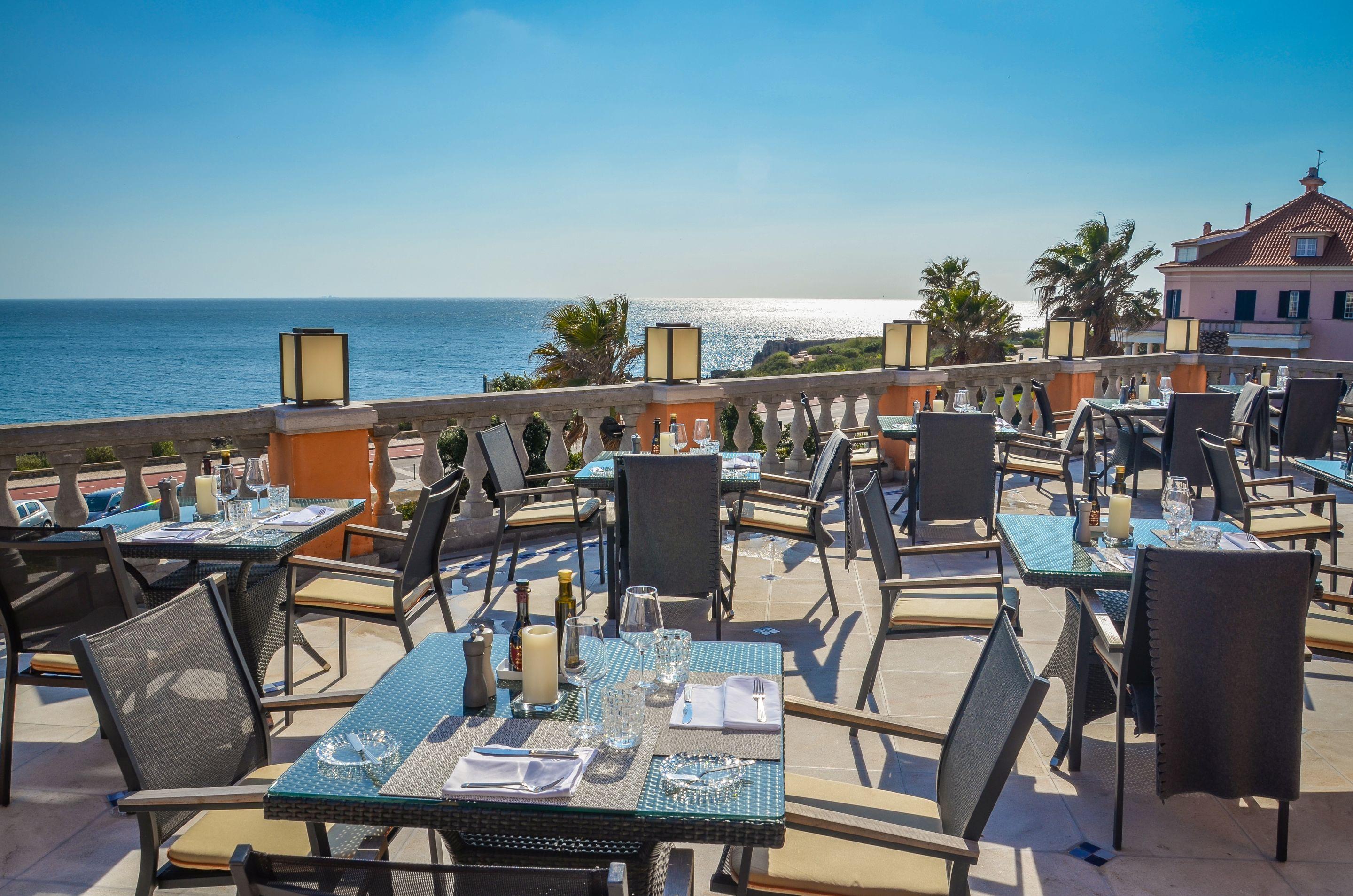 Grande Real Villa Italia Hotel & Spa Cascais Luaran gambar The rooftop terrace at the Hotel Indigo San Diego