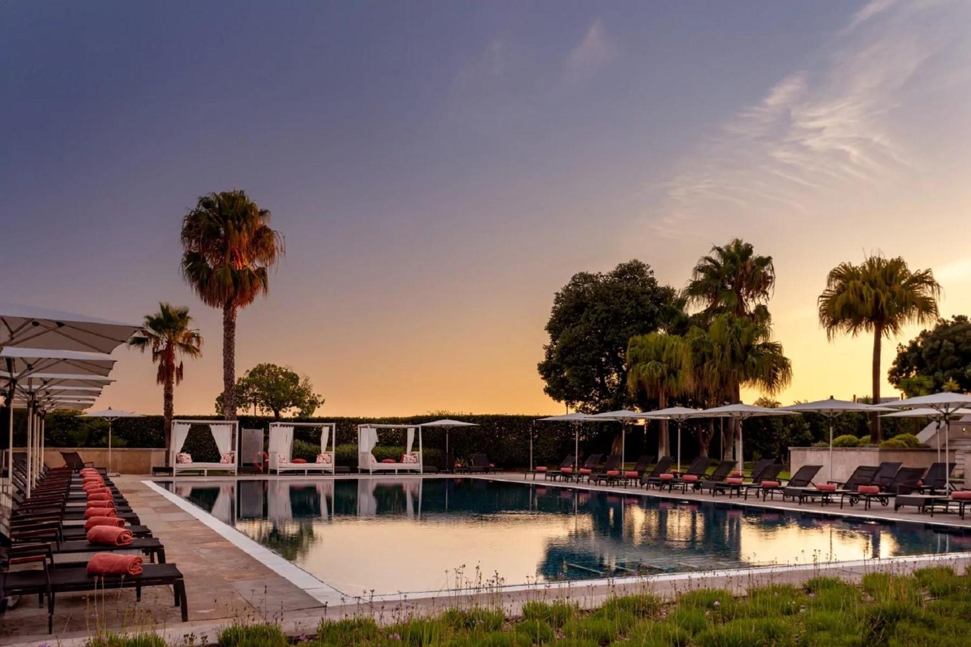 Grande Real Villa Italia Hotel & Spa Cascais Luaran gambar The pool at the hotel