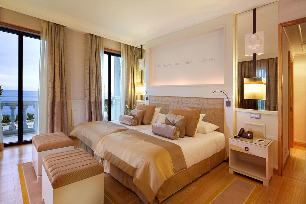 Grande Real Villa Italia Hotel & Spa Cascais Luaran gambar A bedroom at the hotel